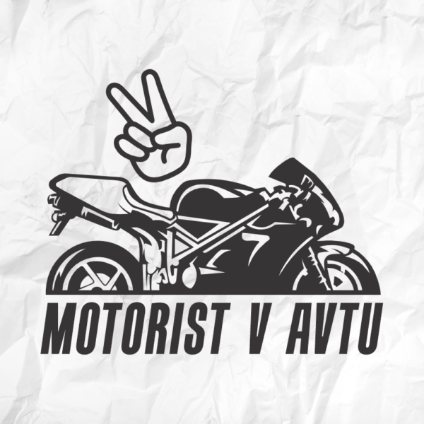 Motorist v avtu